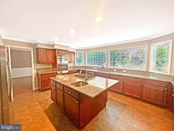 Gaithersburg, MD 20882,20311 ROSEMEADOW CT