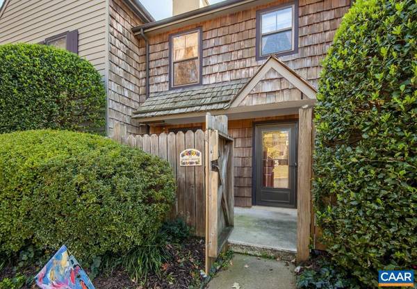 Charlottesville, VA 22901,722 MERION GREENE