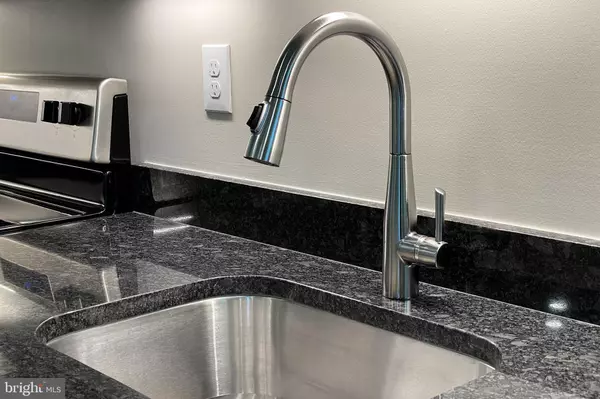 Alexandria, VA 22314,1010 DUKE ST #150