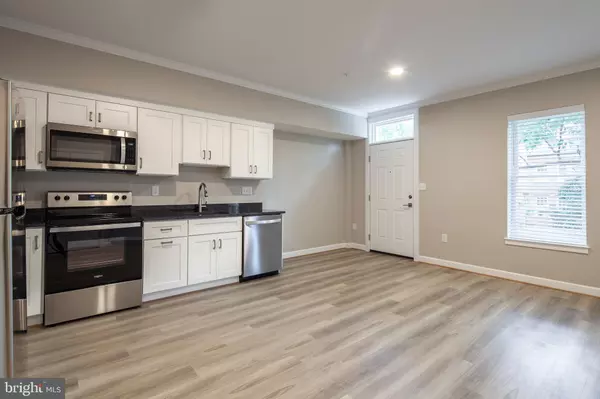 Alexandria, VA 22314,1010 DUKE ST #150