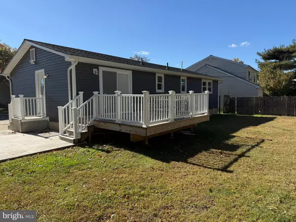 Morrisville, PA 19067,21 LYNNS CT