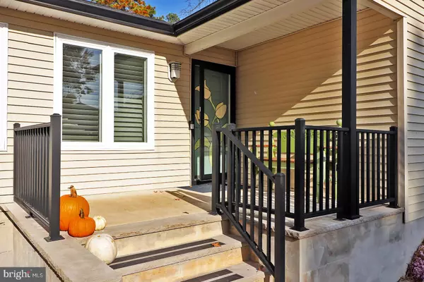 Lanoka Harbor, NJ 08734,741 PRINCETON RD