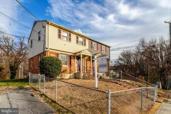 Oxon Hill, MD 20745,5926 SHOSHONE DR