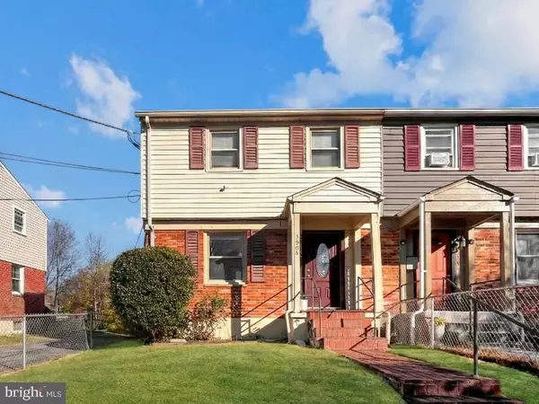 Oxon Hill, MD 20745,5926 SHOSHONE DR