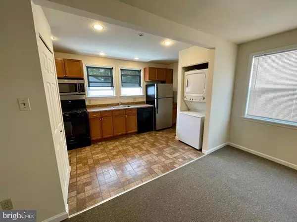 Wayne, PA 19087,122 W LANCASTER AVE