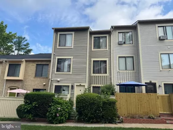 Gaithersburg, MD 20886,9416 PENSHURST CT