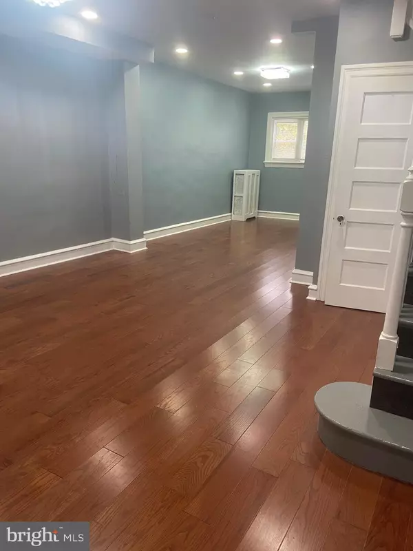 Philadelphia, PA 19120,5838 N 3RD ST