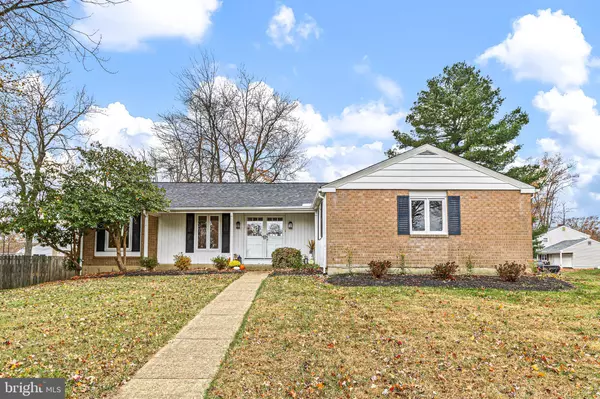 3301 HERMITAGE RD, Wilmington, DE 19810