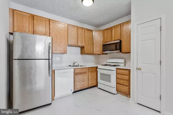 Severn, MD 21144,8206 BARRINGTON CT