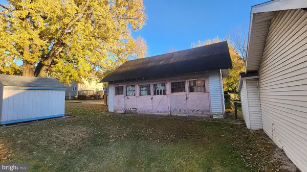 Oaklyn, NJ 08107,306 RICHEY AVE