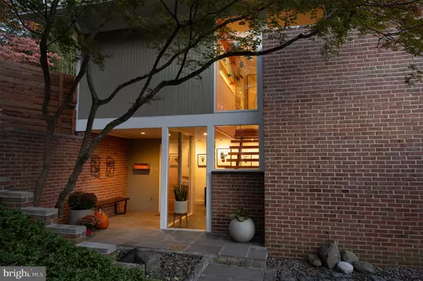 Silver Spring, MD 20902,3915 RICKOVER RD