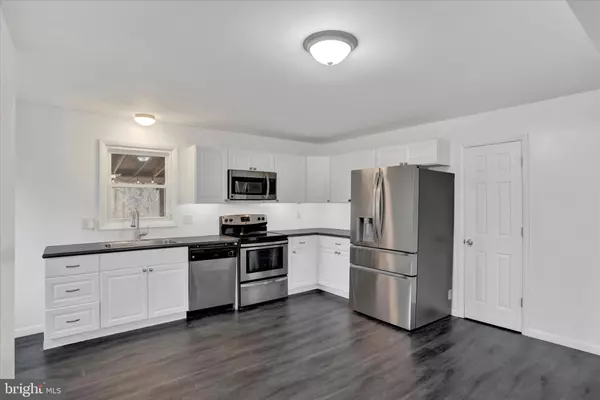 Dauphin, PA 17018,10 USZTICS LN