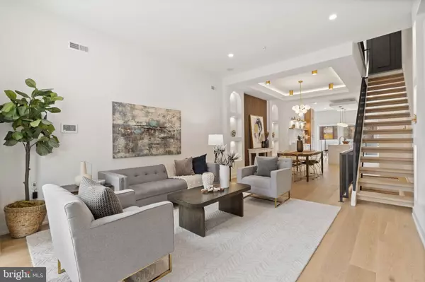 Philadelphia, PA 19125,2214 E GORDON ST