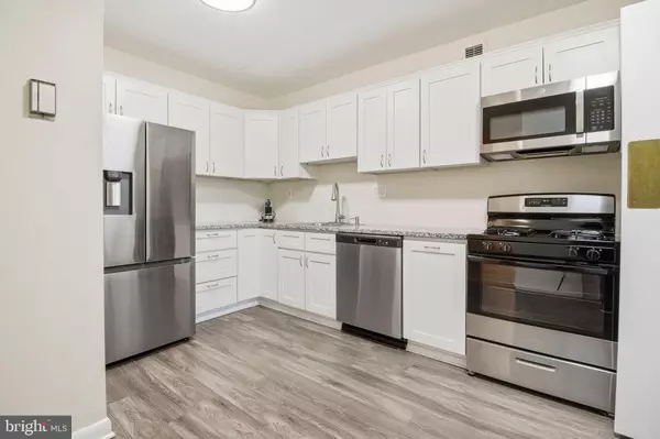 Washington, DC 20016,4100 CATHEDRAL AVE NW #818