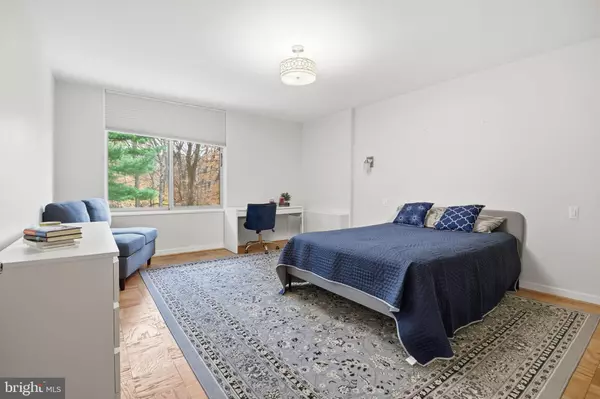 Washington, DC 20016,4100 CATHEDRAL AVE NW #818