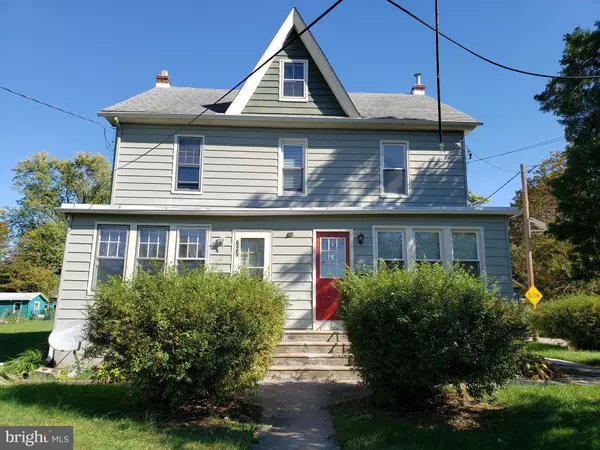 625 N FORKLANDING RD, Maple Shade, NJ 08052