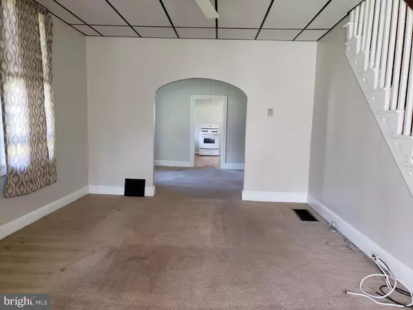 Maple Shade, NJ 08052,625 N FORKLANDING RD