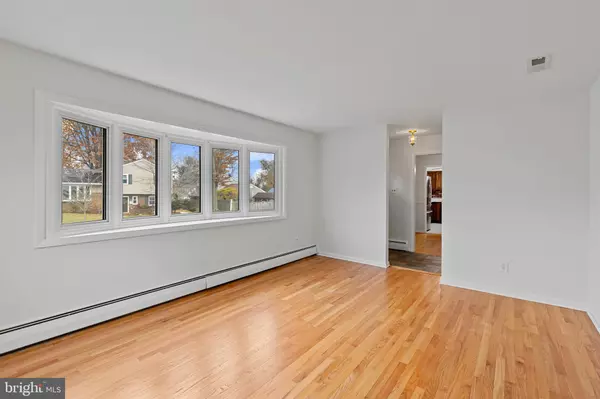 Glen Burnie, MD 21061,393 JAYBEA CT