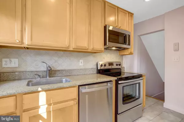 Arlington, VA 22206,4326 36TH ST S