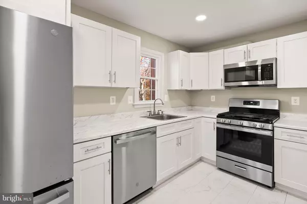 Alexandria, VA 22306,8205 CEDAR LANDING CT