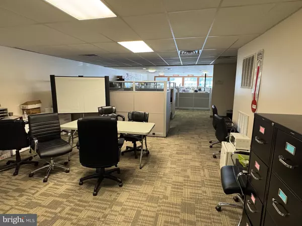 Manheim, PA 17545,1465-B LANCASTER RD