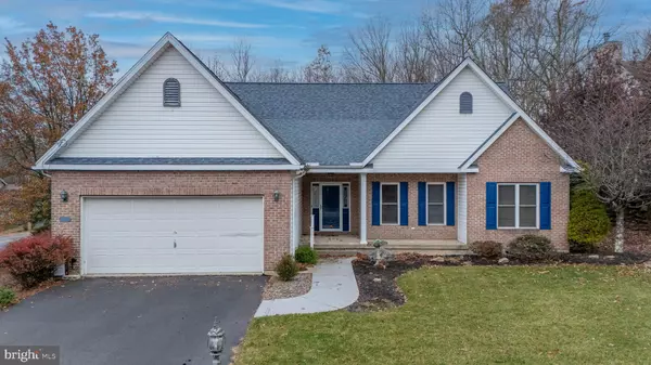 Hazleton, PA 18202,1 PINEWOOD