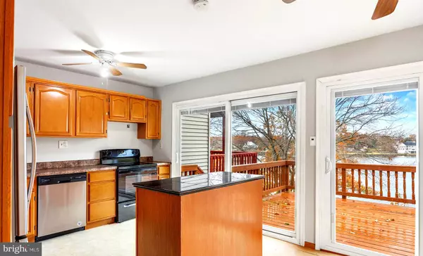 889 NEW LONDON HARBOUR, Pasadena, MD 21122