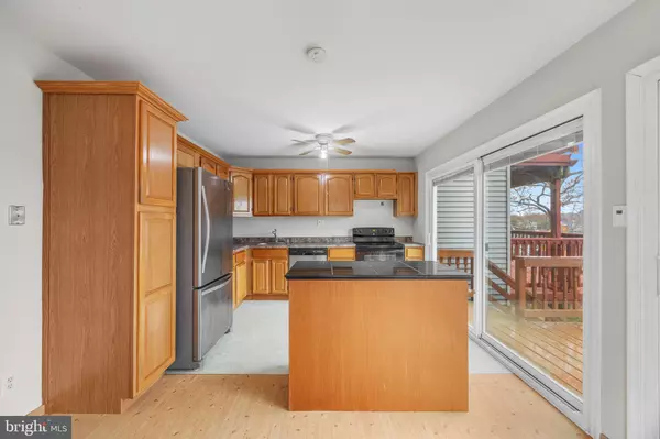 Pasadena, MD 21122,889 NEW LONDON HARBOUR