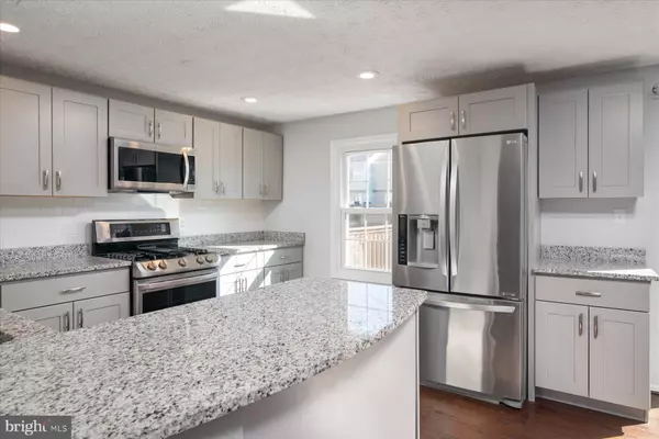 Odenton, MD 21113,727 DAYSPRING DR