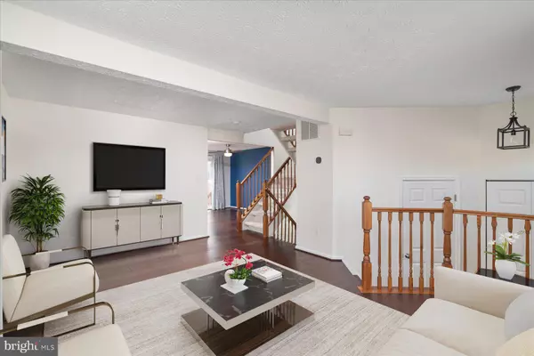 Odenton, MD 21113,727 DAYSPRING DR