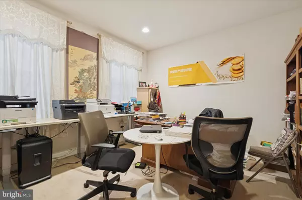 Wayne, PA 19087,746 UPPER GULPH RD