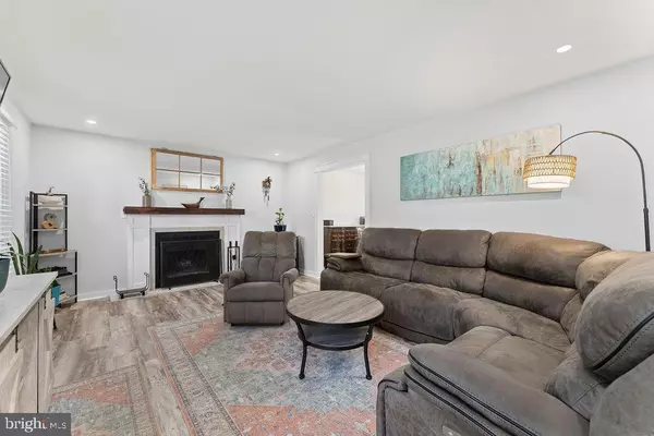 Stafford, VA 22554,148 OAKWOOD DR