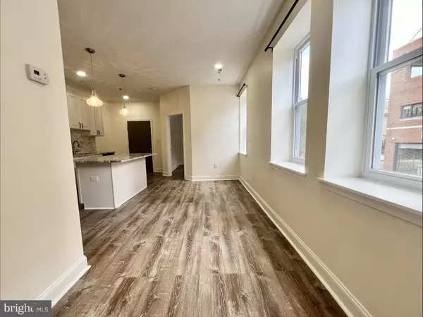 Philadelphia, PA 19147,301 SOUTH ST #2