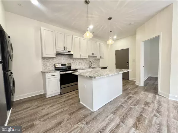 Philadelphia, PA 19147,301 SOUTH ST #2