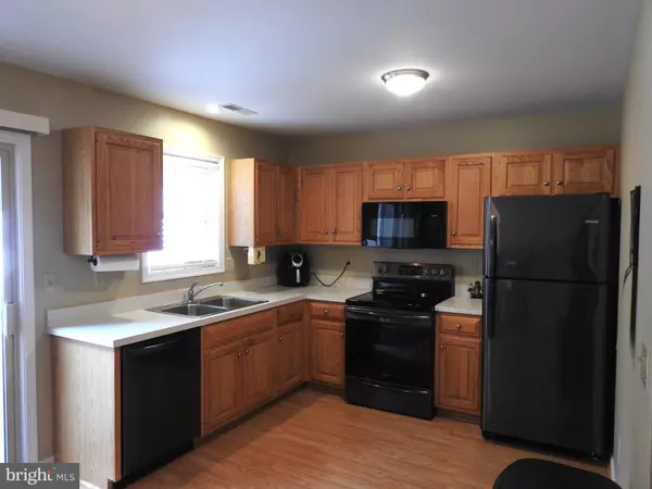 Lancaster, PA 17603,34 DEEP HOLLOW LN