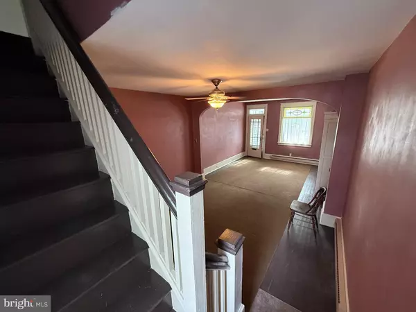 Tamaqua, PA 18252,213-1/2 PENN ST