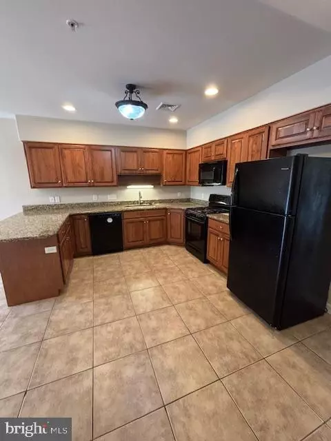 Reading, PA 19610,312 EMERALD LN