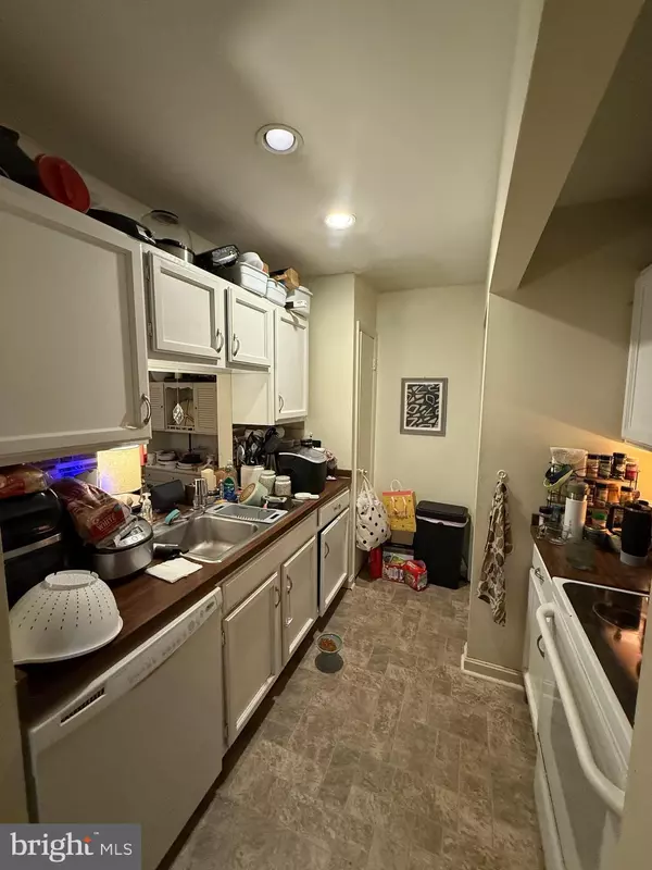 Etters, PA 17319,143 WHITE DOGWOOD DR