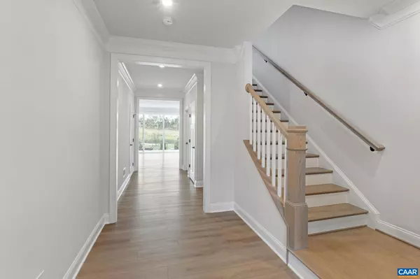 Charlottesville, VA 22911,24 SABLEWOOD DR