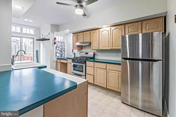 Wilmington, DE 19802,804 W 24TH ST