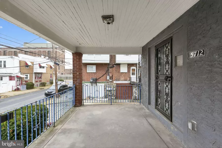 5712 SANSOM ST, Philadelphia, PA 19139