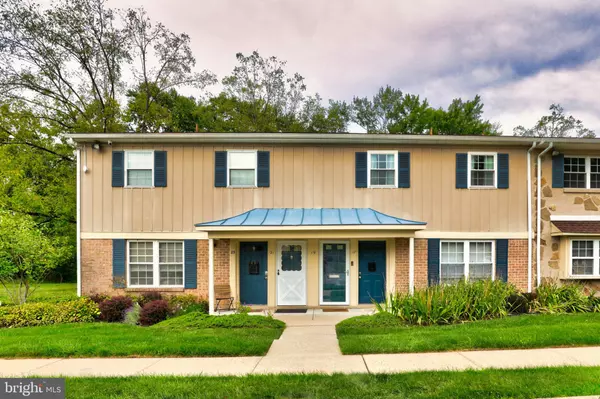 19 WEXFORD DR, North Wales, PA 19454