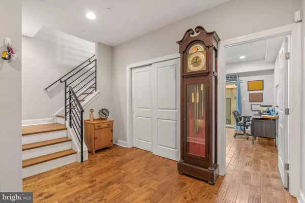 Philadelphia, PA 19147,1423 S HOWARD ST