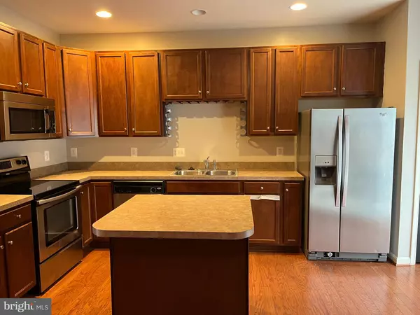 Martinsburg, WV 25403,53 COMPOUND CIR