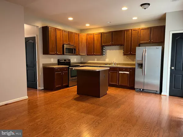 Martinsburg, WV 25403,53 COMPOUND CIR