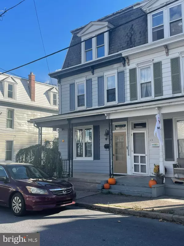 135 LUCKNOW RD, Harrisburg, PA 17110