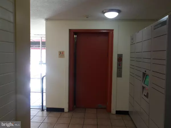 Alexandria, VA 22304,8 S VAN DORN ST #201ALEXANDRIA