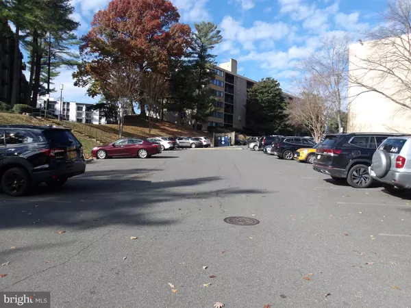 Alexandria, VA 22304,8 S VAN DORN ST #201ALEXANDRIA