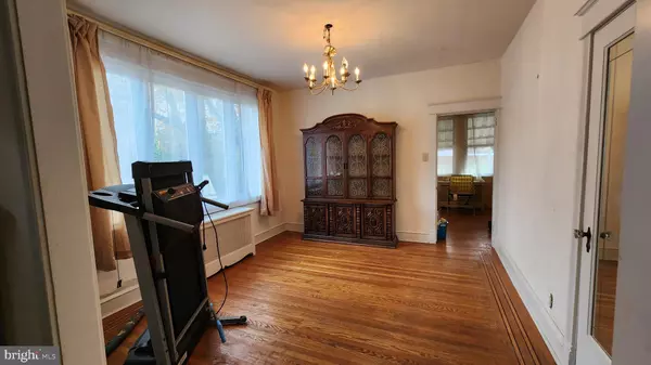 Lansdowne, PA 19050,162 W ALBEMARLE AVE