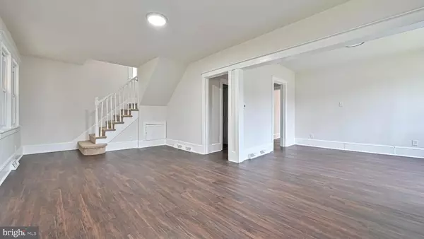 Vineland, NJ 08361,2531 E CHESTNUT AVE